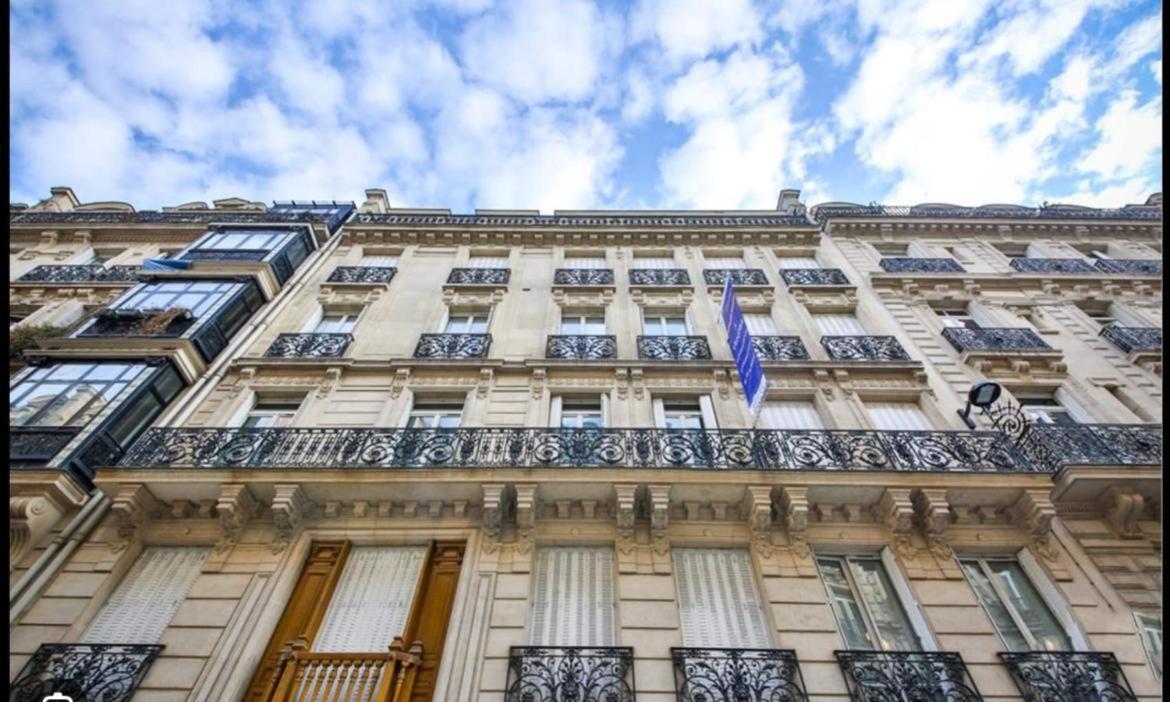 Apartamento L'Avenue Montaigne París Exterior foto